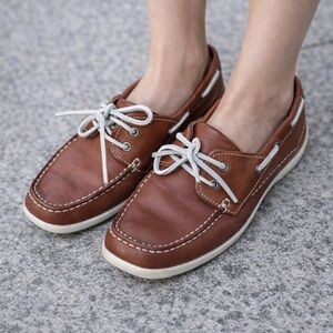 Bass brown leather Boater boat shoes women’s 8